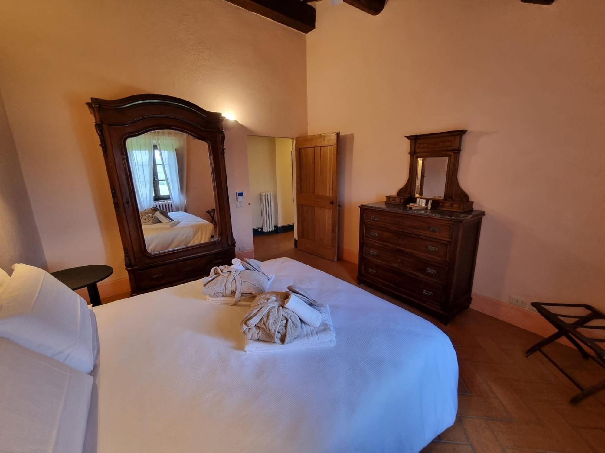 Agriturismo Le Sorbelle D'Orcia Con Piscina Pienza Eksteriør billede