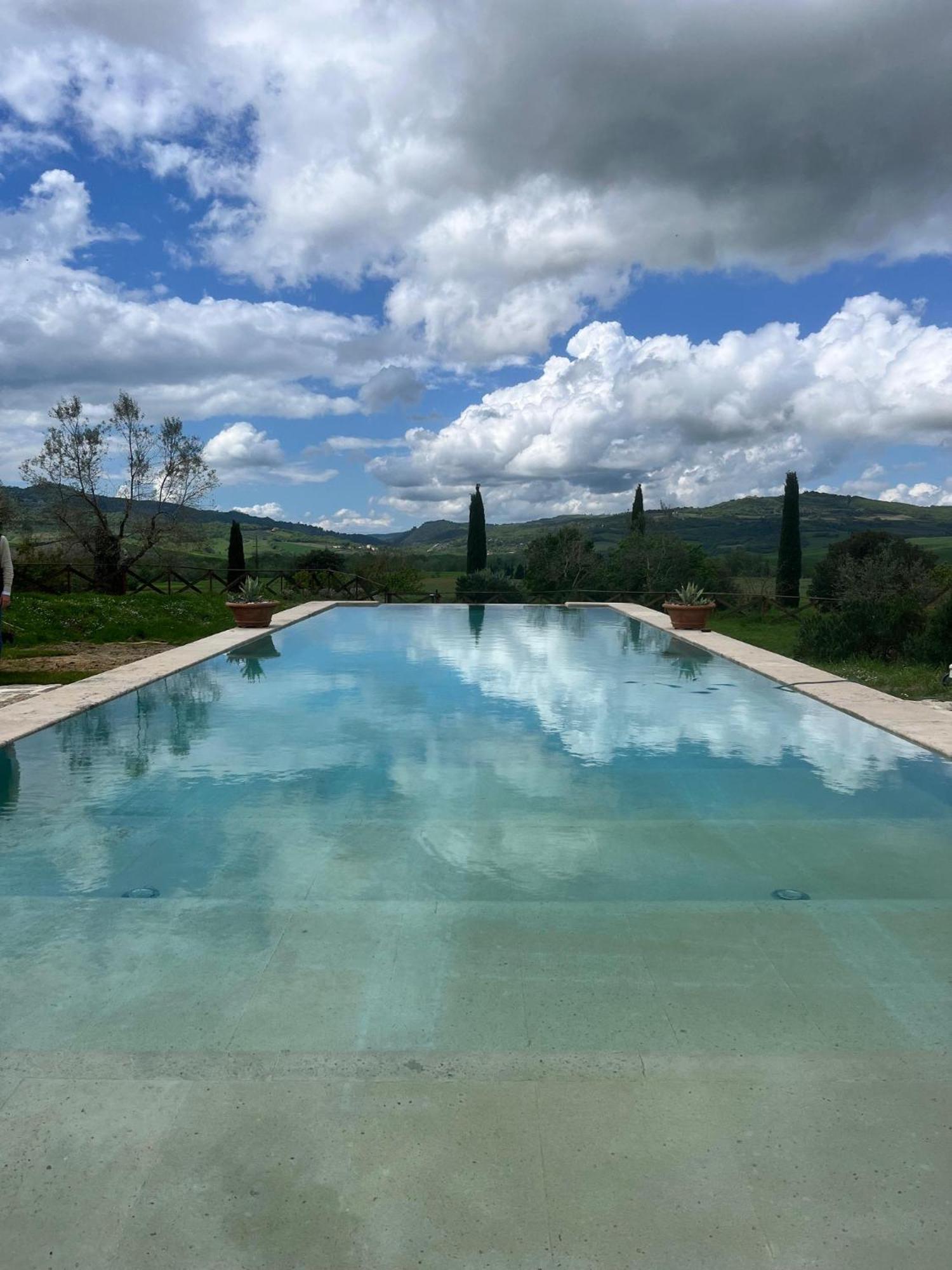 Agriturismo Le Sorbelle D'Orcia Con Piscina Pienza Eksteriør billede