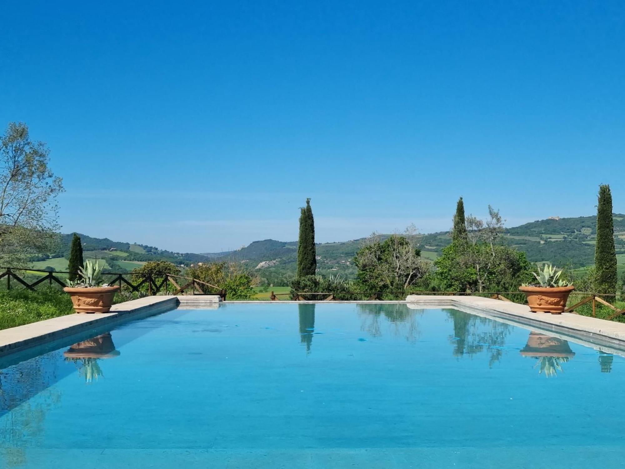 Agriturismo Le Sorbelle D'Orcia Con Piscina Pienza Eksteriør billede