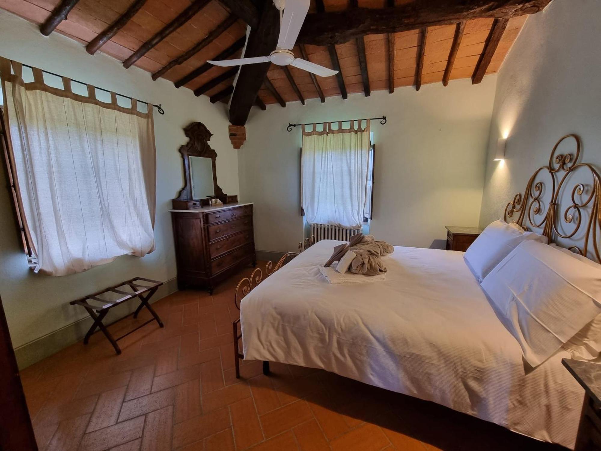 Agriturismo Le Sorbelle D'Orcia Con Piscina Pienza Eksteriør billede